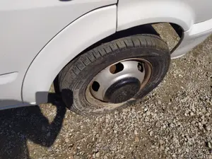 Foto de BRAZO SUSPENSION DELANTERO DERECHO FORD TRANSIT CAJA ABIERTA (FY) 2.4 TDE CAT (120 CV / 88 KW)