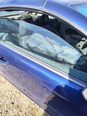 Foto de LUNA DELANTERA DERECHA FORD FOCUS CABRIO (CA5) 2.0 TDCi CAT (136 CV / 100 KW) referencia 1429220