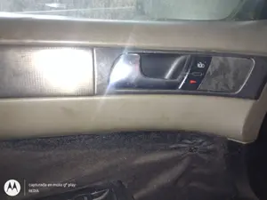 Foto de MANETA INTERIOR DELANTERA IZQUIERDA AUDI A6 BERLINA (4B2) 1.9 TDI (131 CV / 96 KW) referencia 4B1837019N FKZ