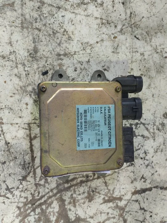 Foto de NO IDENTIFICADO CITROEN C3 1.4 HDi (68 CV / 50 KW) referencia 9645460880