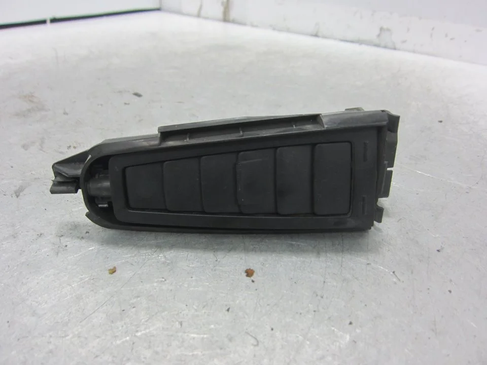 Foto de REJILLA AIREADORA CITROEN XSARA BERLINA referencia 9657691477