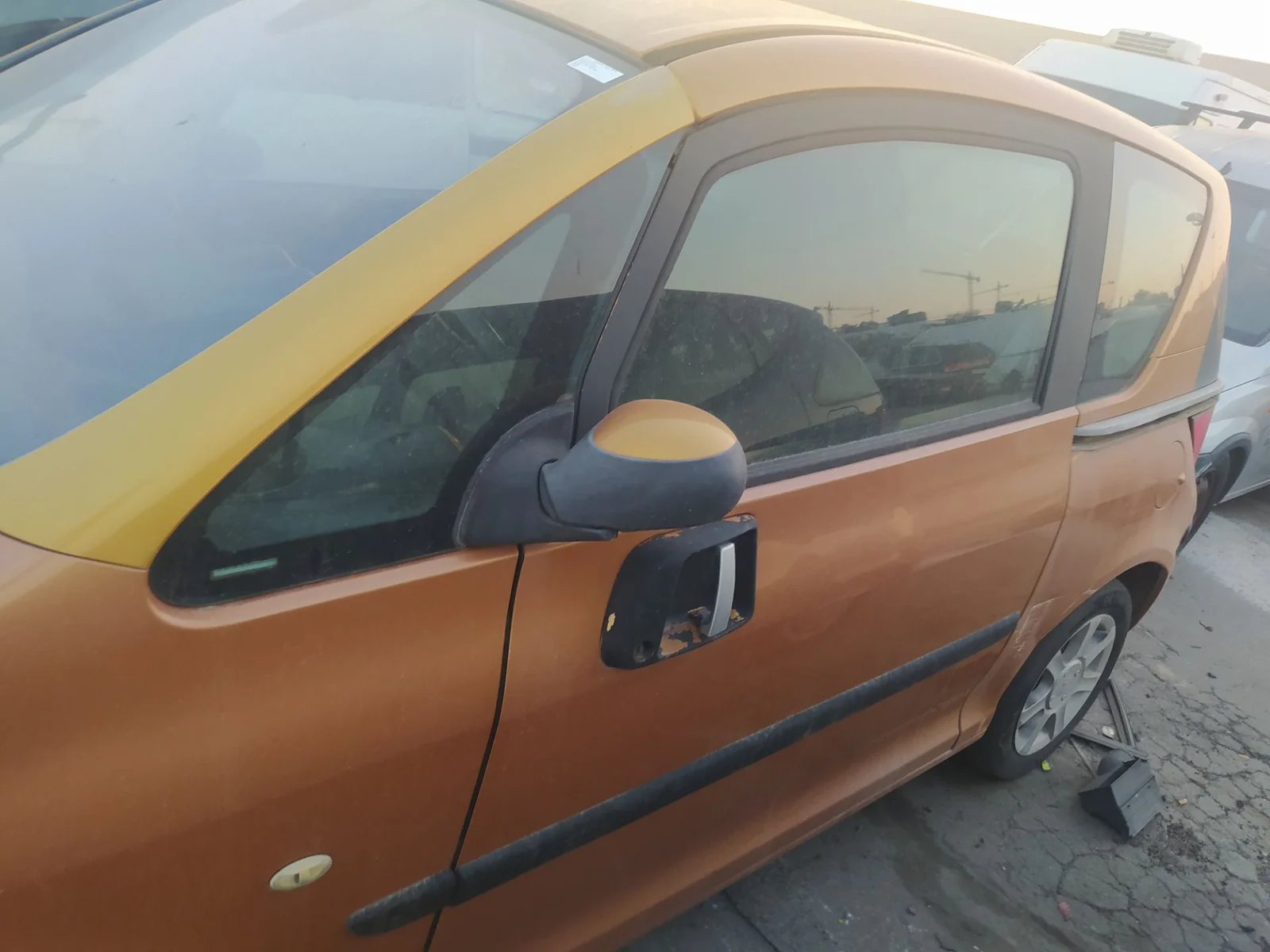 Foto de MANETA EXTERIOR DELANTERA IZQUIERDA PEUGEOT 1007 1.4 HDi (68 CV / 50 KW)