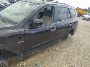 Foto de LUNA TRASERA IZQUIERDA HYUNDAI SANTA FE (CM) 2.2 CRDi CAT (150 CV / 110 KW) referencia 83410-2B000