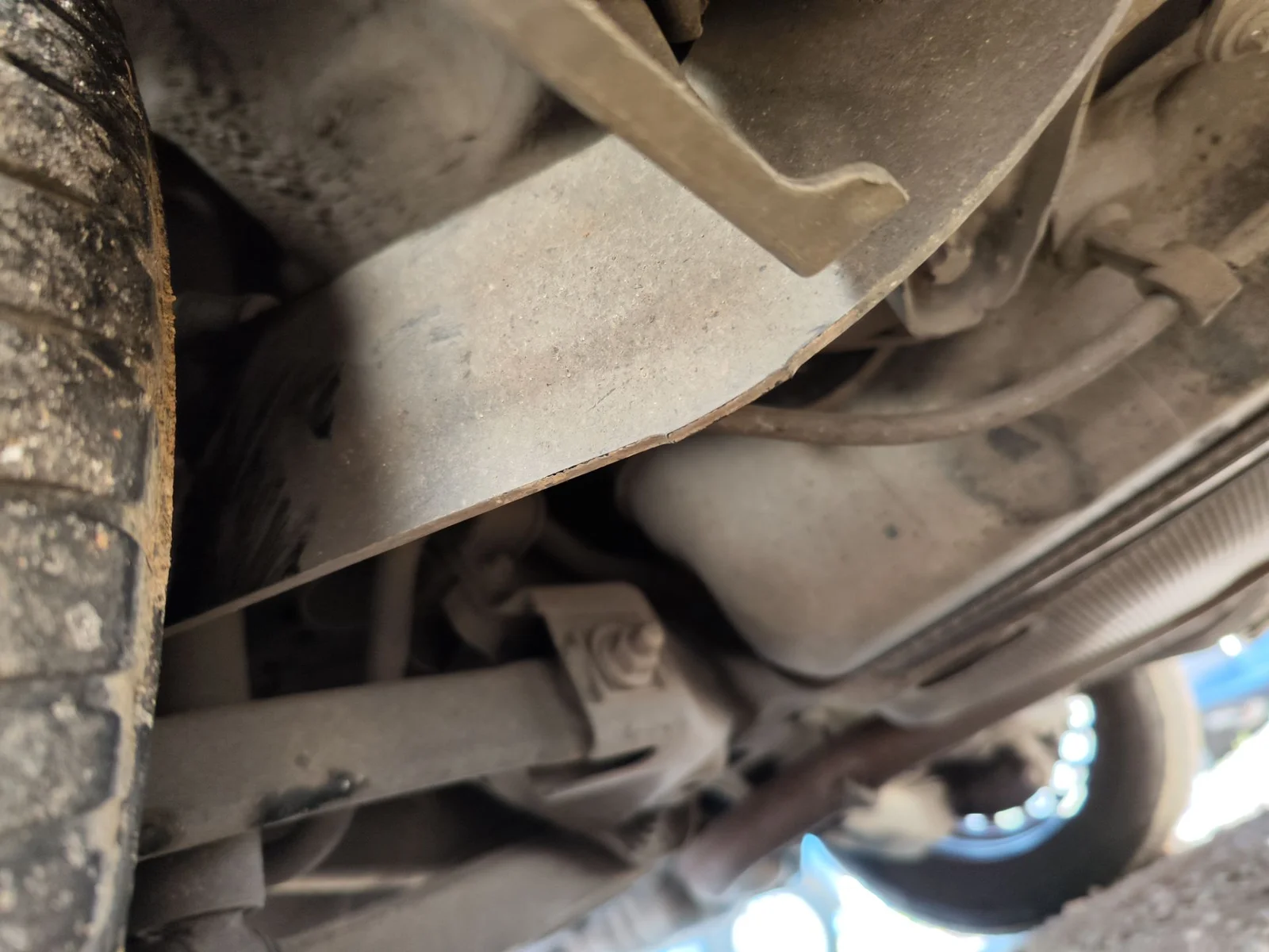 Foto de BRAZO SUSPENSION TRASERO DERECHO OPEL VECTRA C BERLINA 1.9 CDTI (120 CV / 88 KW) referencia 24436245