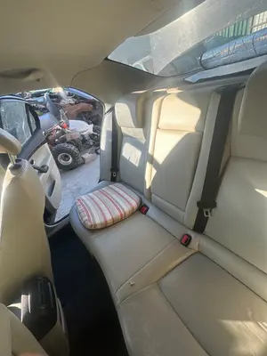 Foto de ASIENTO TRASERO MEDIO SAAB 9-3 BERLINA 1.9 TiD CAT (150 CV / 110 KW)