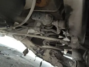 Foto de BRAZO SUSPENSION TRASERO IZQUIERDO KIA CARNIVAL 2.9 CRDi CAT (185 CV / 136 KW) referencia 552104D250