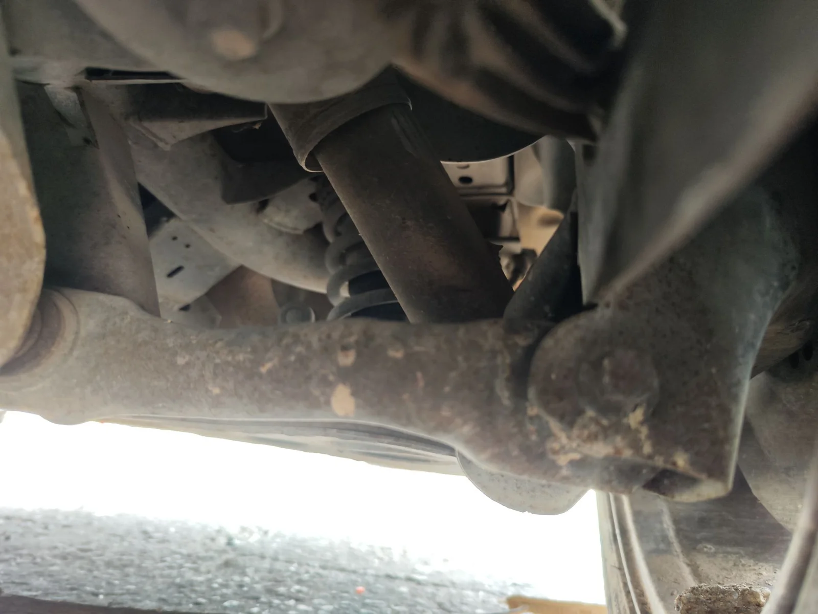 Foto de BRAZO SUSPENSION TRASERO IZQUIERDO JAGUAR X-TYPE 2.1 V6 24V CAT (156 CV / 115 KW) referencia C2S 24713