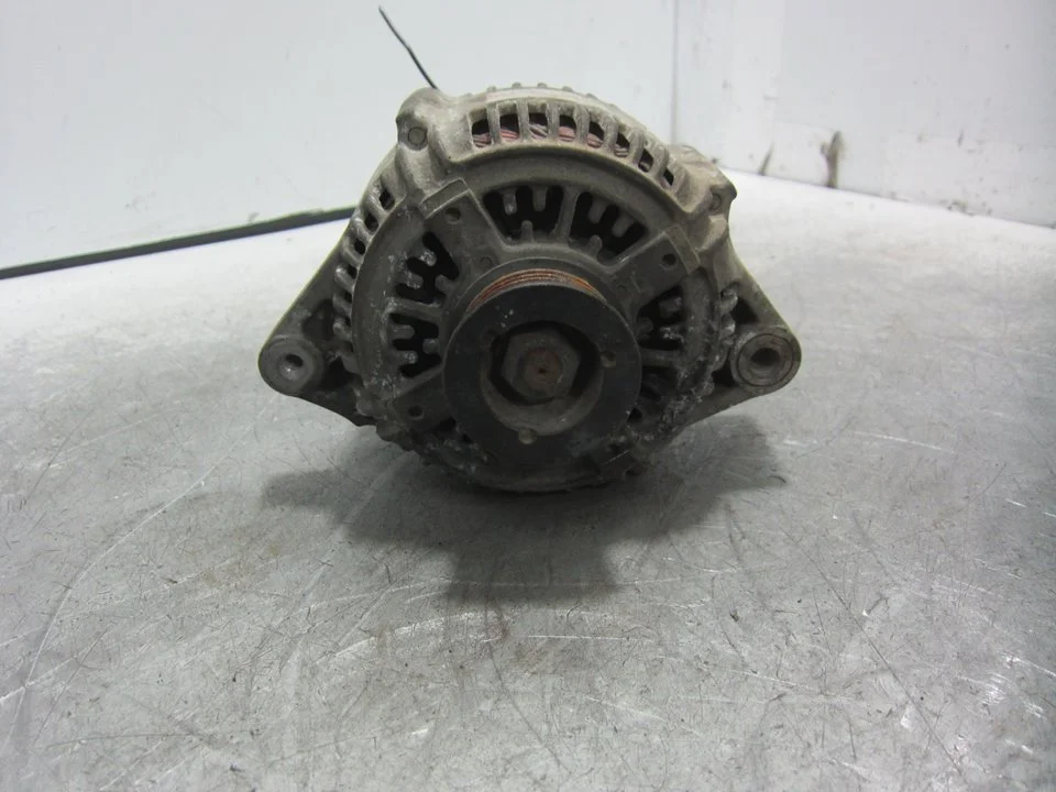 Foto de ALTERNADOR JAGUAR XJ 4.0 CAT (320 CV / 235 KW) referencia LNA1800BA