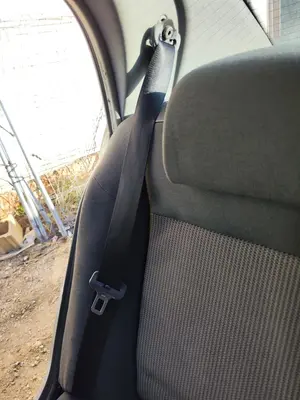 Foto de CINTURON SEGURIDAD TRASERO DERECHO OPEL VECTRA C BERLINA 1.9 CDTI (120 CV / 88 KW)