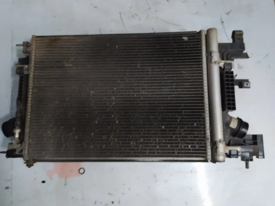 Foto de RADIADOR AGUA OPEL ASTRA J BERLINA 5P 1.7 16V CDTI (110 CV / 81 KW) referencia 13267655