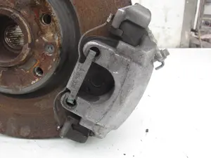 Foto de PINZA DE FRENO DELANTERA DERECHA CITROEN C5 AIRCROSS 1.2 12V e-THP / PureTech (131 CV / 96 KW) referencia 77TFP80025116