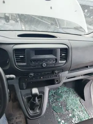Foto de SISTEMA AUDIO / RADIO CD FIAT SCUDO (506) FURGON 1.5 (100 CV / 75 KW) referencia 9818777680