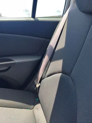 Foto de CINTURON SEGURIDAD TRASERO DERECHO KIA RIO (JB) 1.5 CRDi (110 CV / 81 KW)