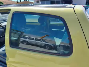 Foto de LUNA CUSTODIA TRASERA IZQUIERDA RENAULT TWINGO I (C06) 1.2  (75 CV / 55 KW)