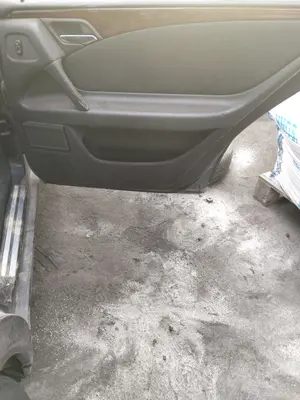 Foto de GUARNECIDO PUERTA TRASERA DERECHA MERCEDES-BENZ CLASE E (BM 210) BERLINA referencia A2107300670 FKZ