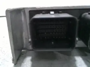 Foto de CENTRALITA AIRBAG FORD FOCUS BERLINA (CAK) 2.0 16V CAT (131 CV / 96 KW) referencia 2M5T14B056DE foto 4
