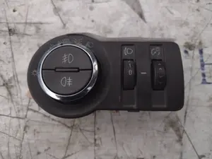 Foto de MANDO LUCES OPEL INSIGNIA BERLINA 2.0 16V CDTI (160 CV / 118 KW) referencia 13268720