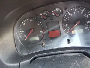 Foto de CUADRO INSTRUMENTOS VOLKSWAGEN GOLF IV BERLINA (1J1)(10.1997) 1.9 TDI (131 CV / 96 KW) referencia 1J0920826CV
