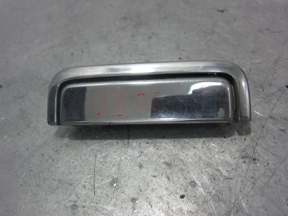 Foto de MANETA EXTERIOR DELANTERA DERECHA OPEL SENATOR A 2.5 (136 CV / 100 KW)