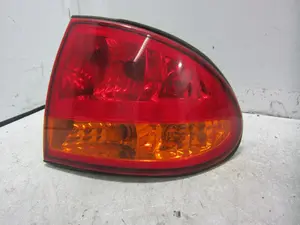 Foto de PILOTO TRASERO DERECHO CHEVROLET ALERO 2.4 CAT (141 CV / 104 KW) referencia 22640818
