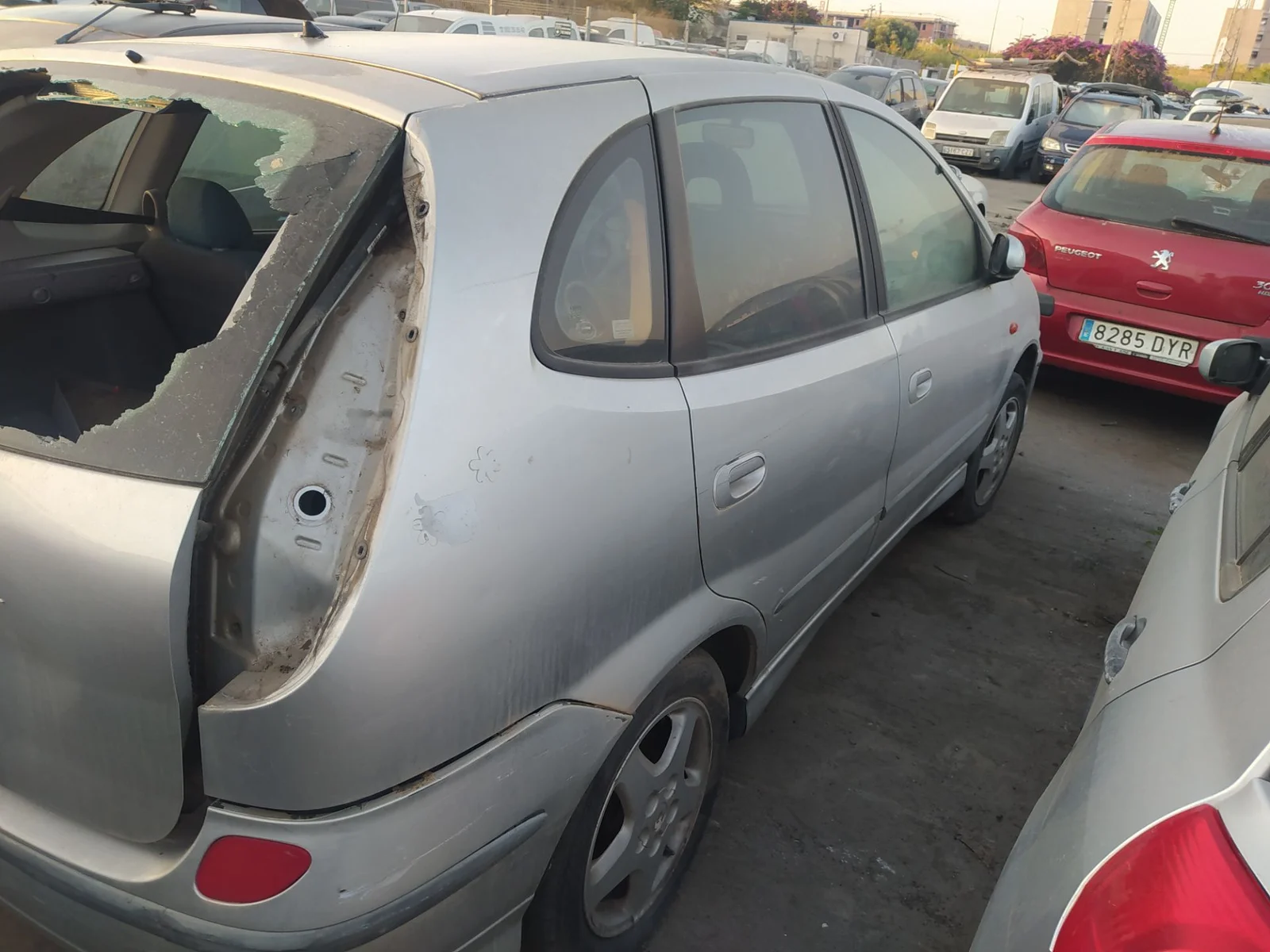Foto de BARRA ESTABILIZADORA TRASERA NISSAN ALMERA TINO (V10M) 2.2 dCi Diesel CAT (112 CV / 82 KW)