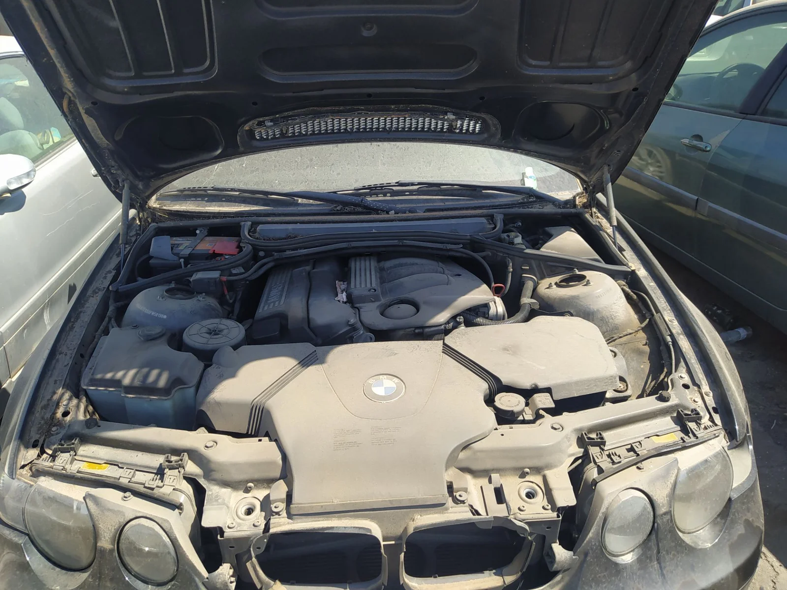Foto de DEPOSITO LIMPIA BMW SERIE 3 COMPACTO (E46) 1.8 16V (116 CV / 85 KW) referencia 61667007970
