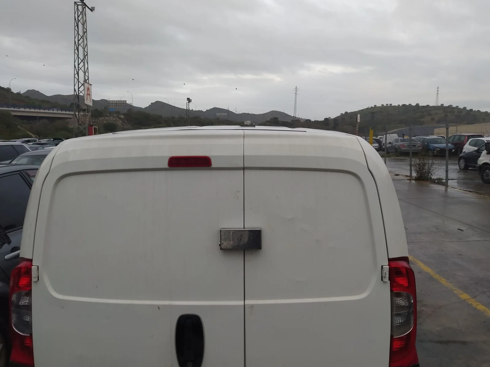 Foto de LUZ CENTRAL DE FRENO PEUGEOT BIPPER TEPEE 1.3 16V HDi FAP (75 CV / 55 KW)