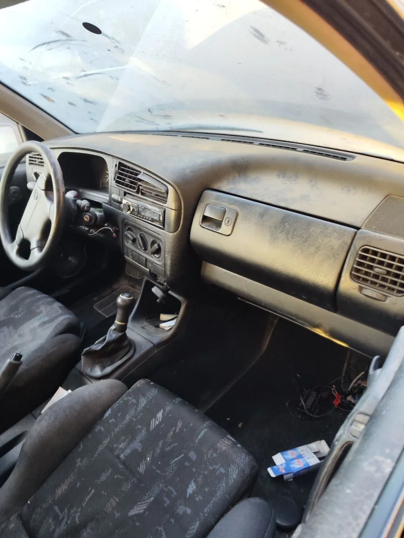 Foto de SALPICADERO VOLKSWAGEN GOLF III (1H1)(11.1991) 1.9 TDI (110 CV / 81 KW) referencia 1H6857003Q FKZ