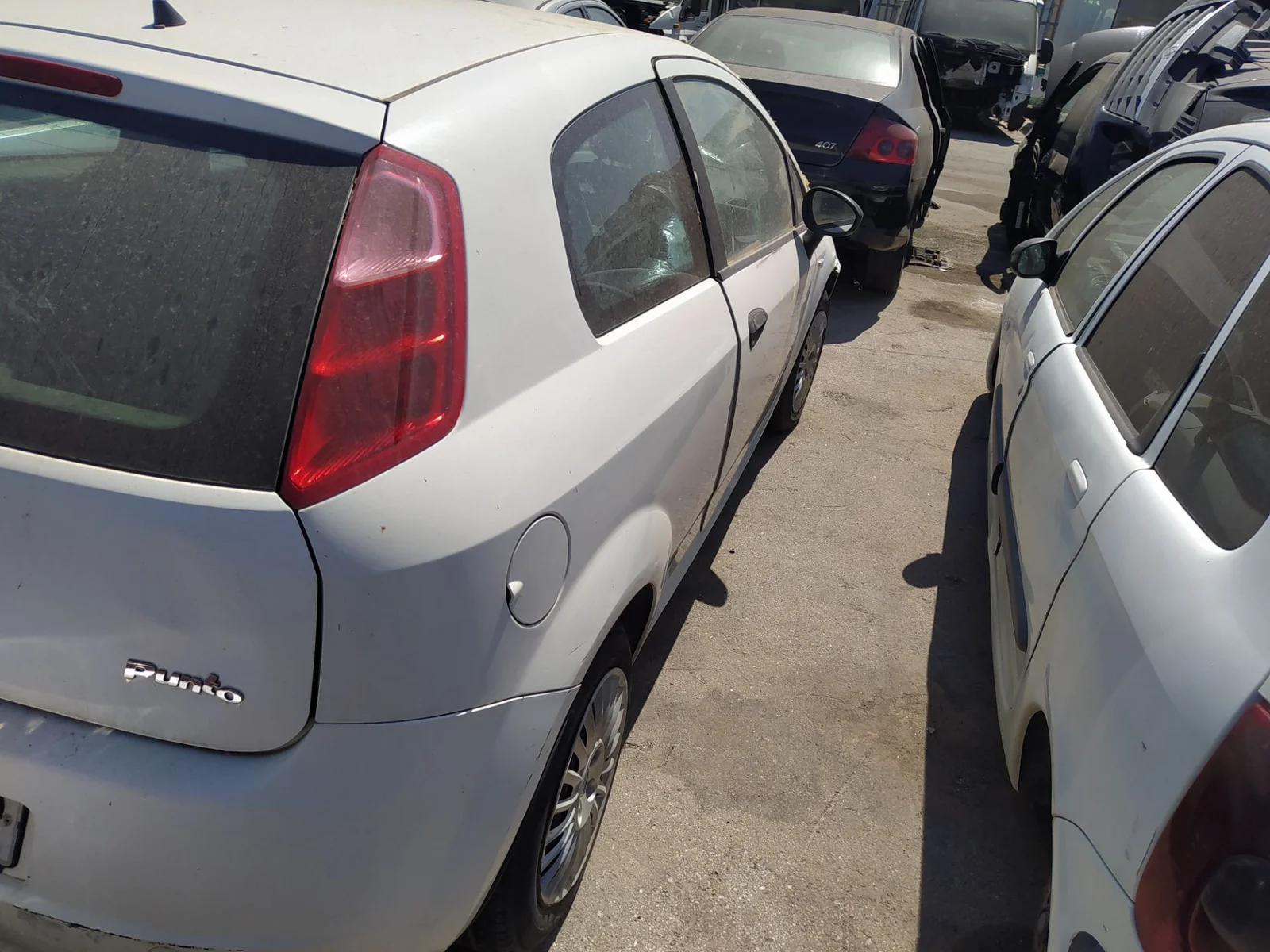 Foto de TAPA EXTERIOR COMBUSTIBLE FIAT GRANDE PUNTO (199) 1.3 16V JTD CAT (75 CV / 55 KW) referencia 0735414374