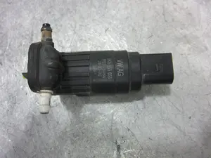 Foto de BOMBA LIMPIA VOLKSWAGEN T6.1 TRANSPORTER CARAVELLE (SH) referencia 1K6955651