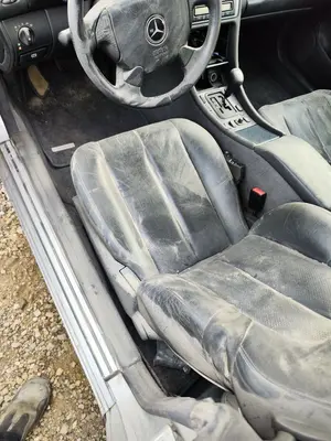 Foto de ASIENTO DELANTERO IZQUIERDO MERCEDES-BENZ CLK (BM 208) CABRIO 3.2 V6 18V CAT (218 CV / 160 KW)