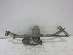 Foto de MOTOR LIMPIA DELANTERO SEAT IBIZA (6L1) 1.4 16V (101 CV / 74 KW) referencia 6L1955023E
