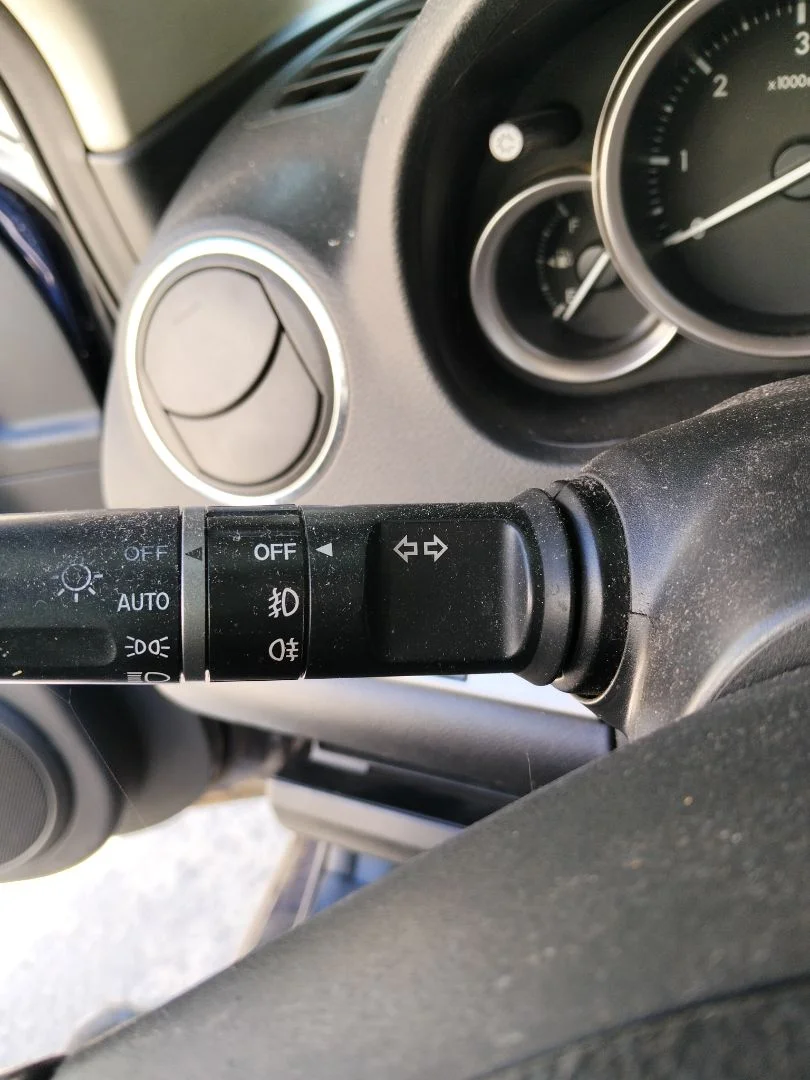 Foto de MANDO LUCES MAZDA 6 BERLINA (GH) 2.2 Turbodiesel CAT (163 CV / 120 KW) referencia DF73-66-122