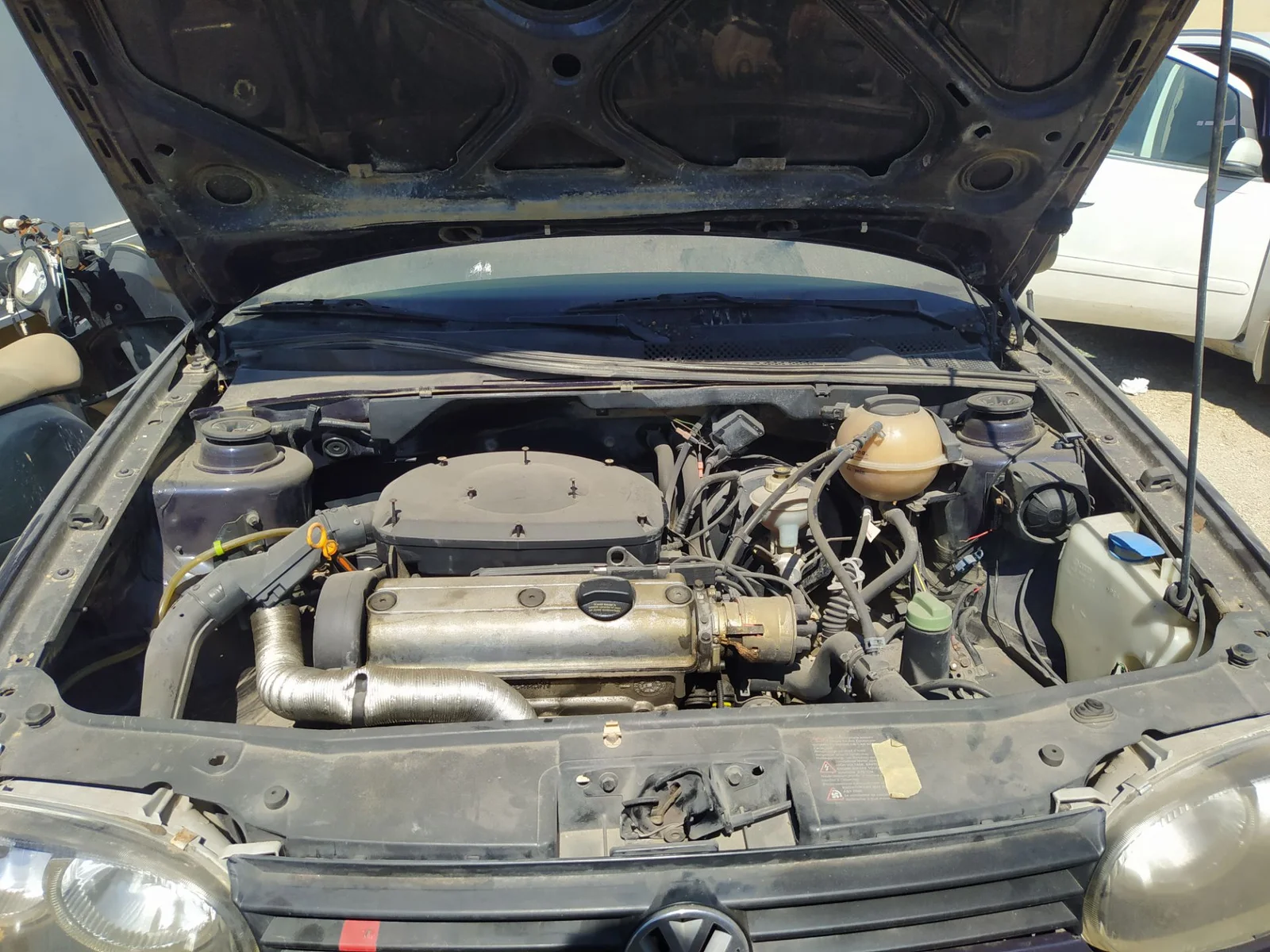 Foto de PUNTA CHASIS DELANTERA VOLKSWAGEN GOLF III (1H1)(11.1991) 1.6 (75 CV / 55 KW)