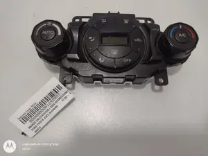 Foto de MANDO CALEFACCION / AIRE ACONDICIONADO FORD FIESTA (CB1) 1.4 TDCi CAT (68 CV / 50 KW) referencia 8A6T18C512AJ