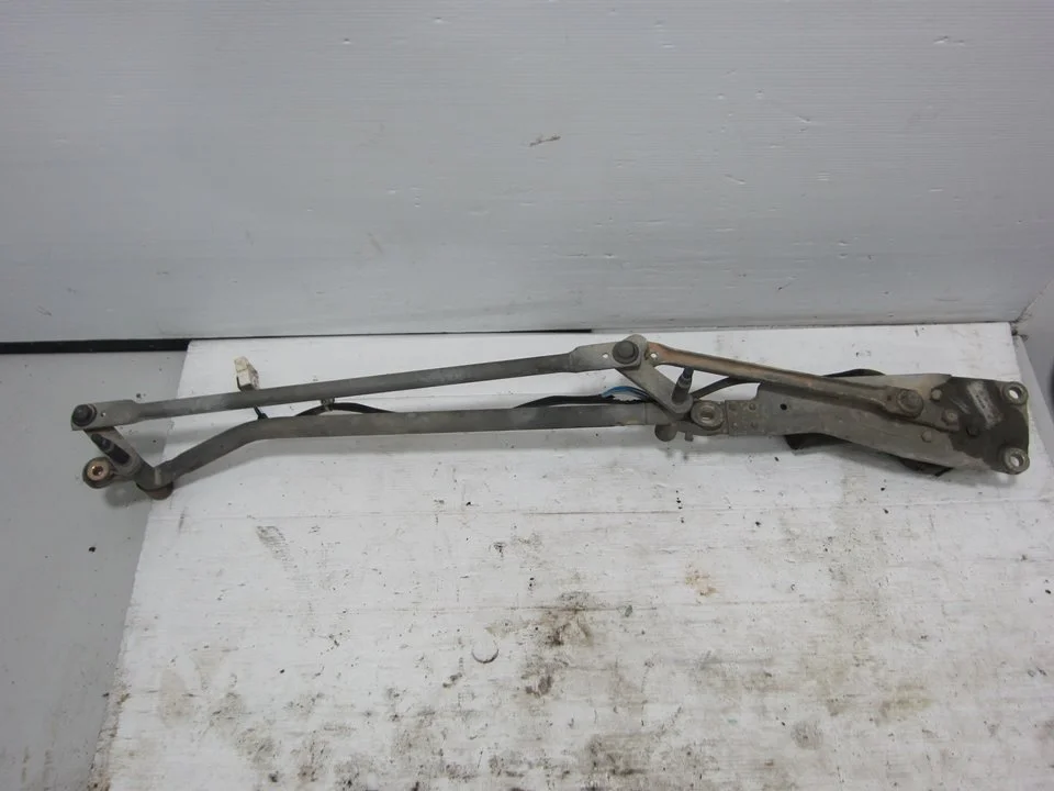 Foto de MOTOR LIMPIA DELANTERO CITROEN XSARA BERLINA 1.9 Diesel (69 CV / 51 KW) referencia 0390241356