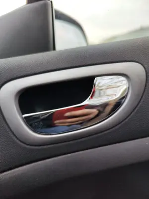 Foto de MANETA INTERIOR DELANTERA DERECHA PEUGEOT 307 (S1)(04.2001) 1.6 16V CAT (109 CV / 80 KW) referencia 9143F5