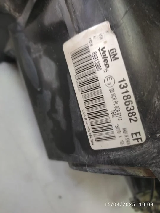Foto de FARO DERECHO OPEL CORSA D referencia 13186382