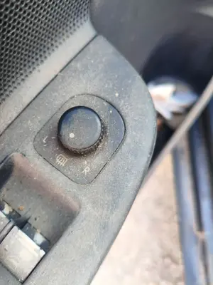 Foto de MANDO RETROVISOR VOLKSWAGEN GOLF V (1K1)(10.2003) 1.9 TDI (105 CV / 77 KW)