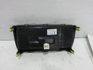 Foto de SISTEMA AUDIO / RADIO CD TOYOTA AURIS (E15) 1.4 Turbodiesel CAT (90 CV / 66 KW) referencia 8612002520 foto 2