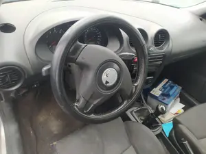 Foto de MANDO INTERMITENTES SEAT CORDOBA BERLINA (6L2) 1.4 16V (101 CV / 74 KW)