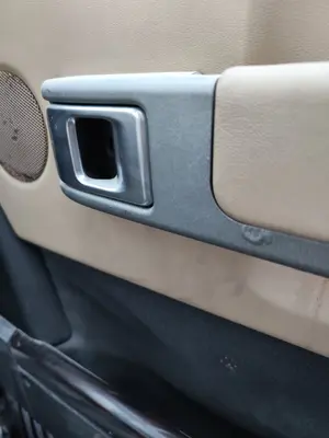 Foto de MANETA INTERIOR DELANTERA DERECHA LAND ROVER RANGE ROVER (LM) 4.4 V8 CAT (306 CV / 225 KW)