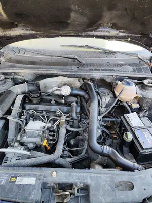 Foto de ARTICULACION LIMPIA DELANTERA VOLKSWAGEN GOLF III (1H1)(11.1991) 1.9 TDI (110 CV / 81 KW) referencia 1H1955603