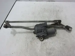 Foto de MOTOR LIMPIA DELANTERO AUDI A6 BERLINA (4F2) 4.2 V8 40V (335 CV / 246 KW) referencia 4F1955023B