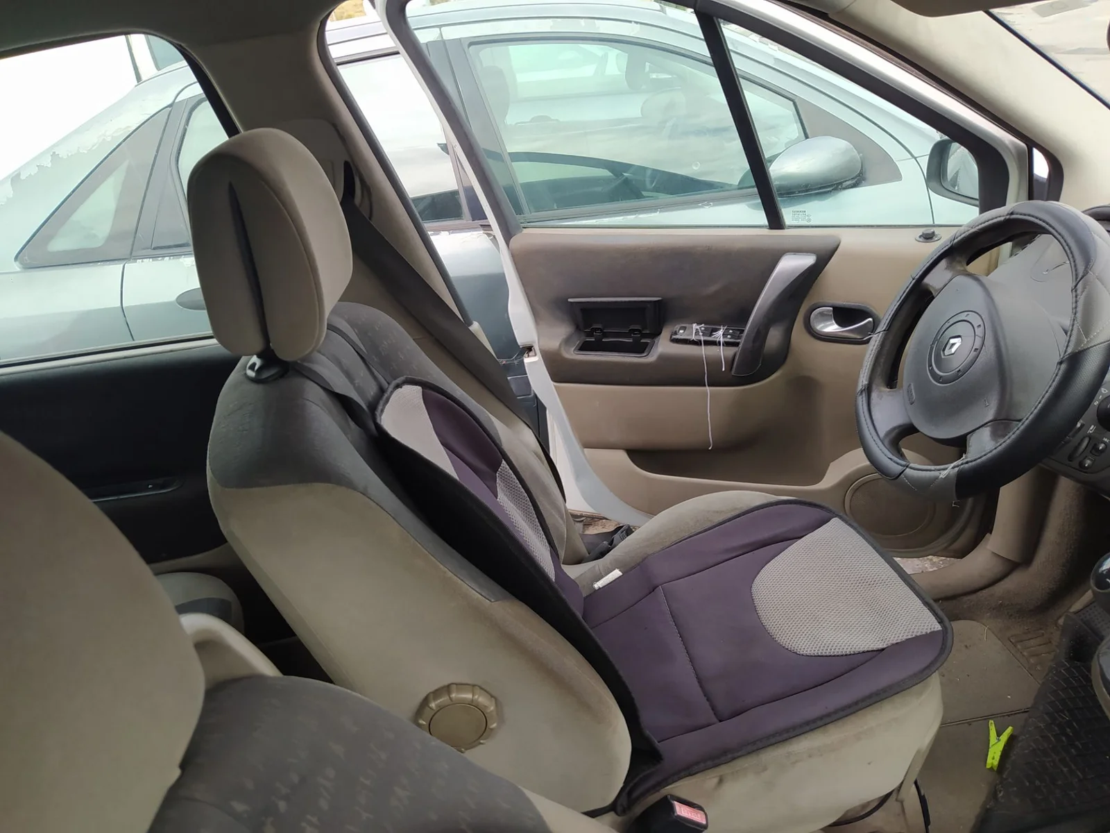 Foto de AIRBAG LATERAL IZQUIERDO RENAULT SCENIC II (JM) 1.6 16V (113 CV / 83 KW) referencia 8200371806