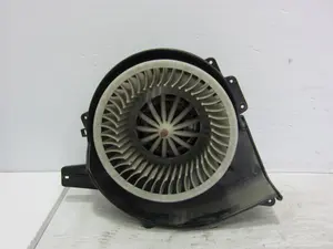 Foto de MOTOR CALEFACCION SEAT IBIZA (6L1) 1.4 16V (86 CV / 63 KW) referencia 6Q18200015