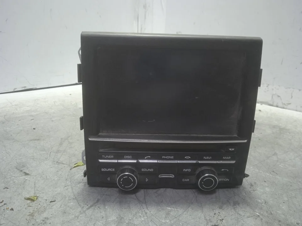 Foto de SISTEMA AUDIO / RADIO CD PORSCHE CAYENNE (TIPO 92A) 4.8 V8 CAT (400 CV / 294 KW) referencia 7PP035730