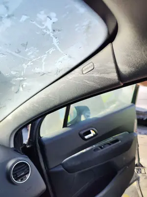 Foto de AIRBAG CORTINA DELANTERO DERECHO PEUGEOT 5008 1.6 HDi FAP CAT (9HZ / DV6TED4) (109 CV / 80 KW) referencia 833751