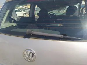 Foto de BRAZO LIMPIA TRASERO VOLKSWAGEN FOX (5Z1)(04.2005) 1.4  (75 CV / 55 KW) referencia 5Z0955707