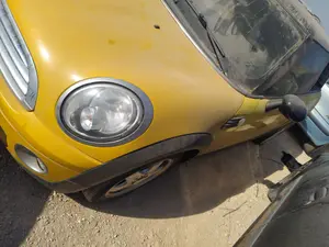 Foto de FARO ANTINIEBLA IZQUIERDO MINI MINI (R56) 1.4 16V CAT (95 CV / 70 KW)